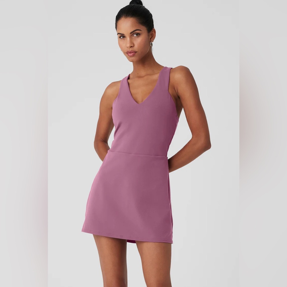 Alo yoga airbrush real dress soft mulberry size small active dress